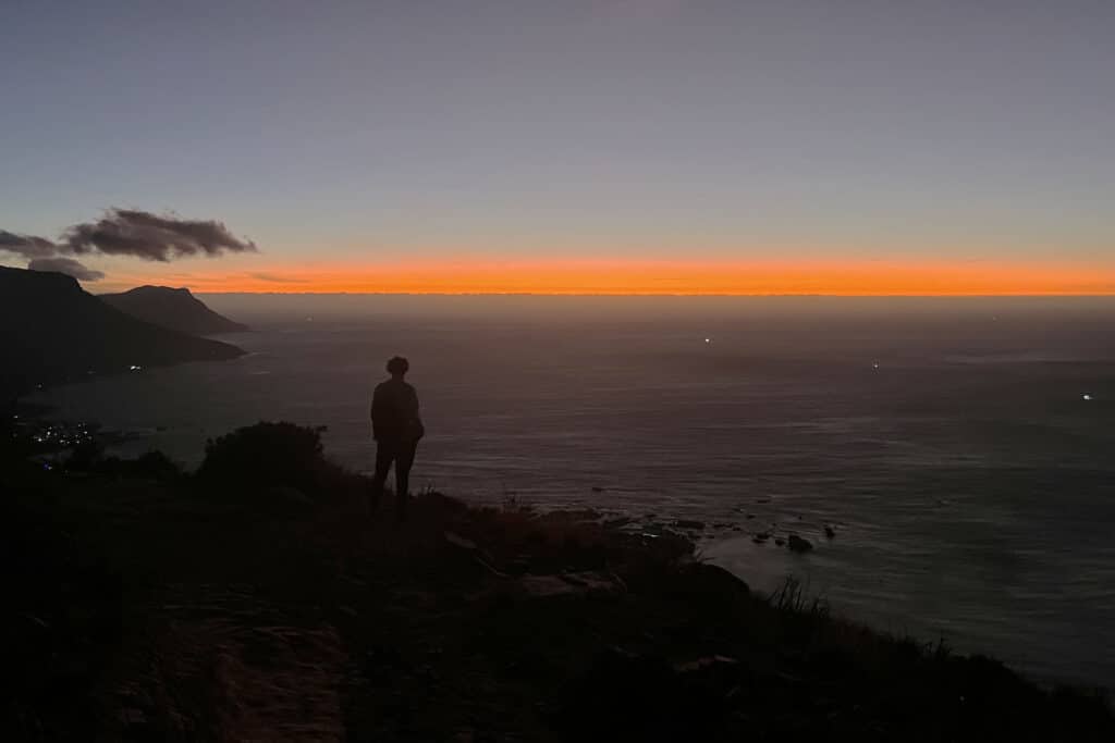 Uitzicht in Kaapstad bij zonsondergang
